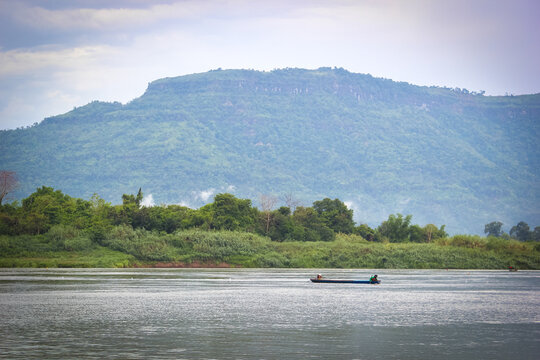 Life along Mekong river in Laos