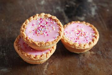 Pastry cases with milk chocolate sauce