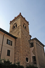 Fototapeta na wymiar Antica torre a Brescia