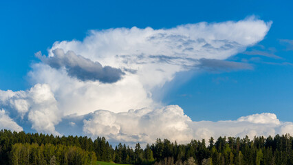 Ambosswolken Cumulonimbus über dem Bayrischem Wald