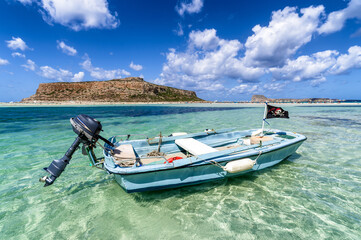 Fototapeta na wymiar Balos blue lagoon in Crete island, Greece