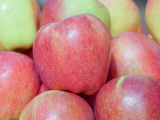 Heap of Indian apples ready to be sell in apple fruit market.