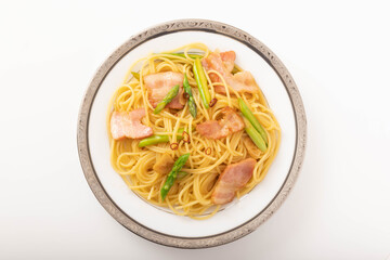 アスパラとベーコンのペペロンチーノ