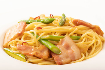 アスパラとベーコンのペペロンチーノ