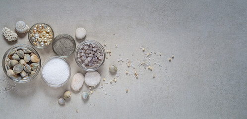 Sea minerals, salt, clay, algae and shells