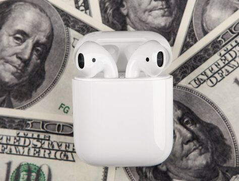 image of earphones money background