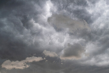 Fototapeta na wymiar Ominous thunderstorm clouds