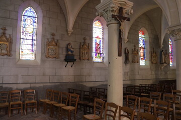 La nouvelle église, intérieur de l'église, village Le Crozet, département de la Loire, France