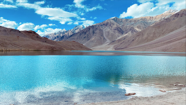 Lake in the mountains - Chandrataal Lake