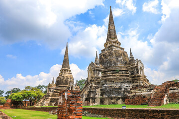 Fototapeta premium Phra Nakorn Si Ayutthaya,Thailand on July 8,2020:Beautiful pagodas and Ruins of Wat Phra Si Sanphet,Ayutthaya Historical Park