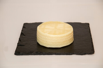 Quesos y embutidos tradicionales