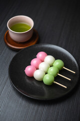 三色団子　和のスイーツ　甘味