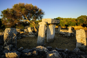 santuario de Taula, poblado prehistòrico de Talatí de Dalt, 1300 a.C, Maó. Menorca, Islas Baleares, España