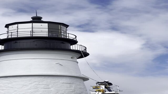 White Housing the Lighthouse: Marine Painting With Roller Extender
