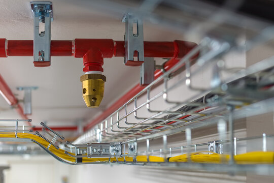 Clean agent fire suppression system used in data centers, backup battery rooms, electrical rooms (under 400 volts), sub-floors or tape storage libraries.
