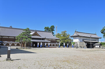 佐賀城・本丸御殿と鯱の門