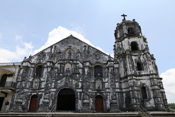 Pfarrkirche Unserer Lieben Frau vom Tor, Daraga, Provinz Albay, Philippinen - obrazy, fototapety, plakaty