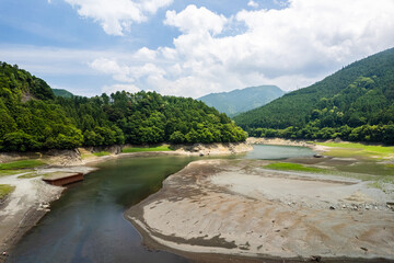 バス釣りで有名な愛媛県四国中央市の金砂湖