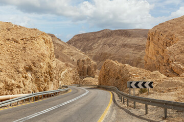Fototapeta na wymiar road in Arava desert Israel