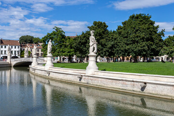 Fototapeta na wymiar The Prato della Valle square in Padua on a summer day