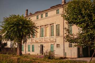 Fototapeta na wymiar Old historical villa in Italy
