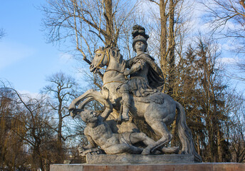 Monument of King Jan III Sobieski in Lazienki Park, Warsaw - obrazy, fototapety, plakaty