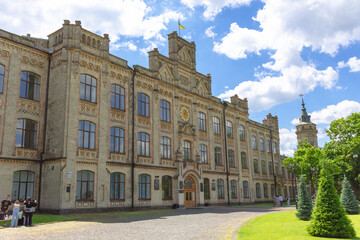 Fototapeta na wymiar The old building of the Kyiv Polytechnic Institute. National Technical University of Ukraine