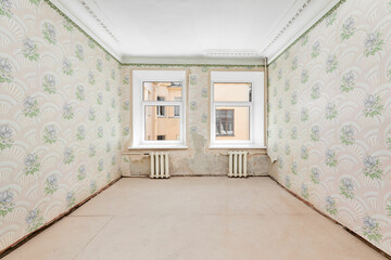 Photo of a room in an old housing stock