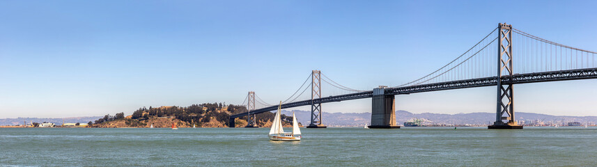 Fototapeta na wymiar Oakland Bay Bridge in San Francisco