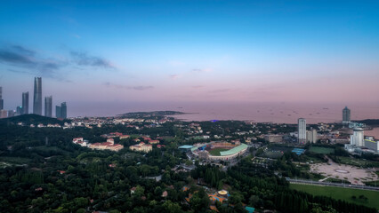 Obraz premium Aerial photography Qingdao green ecological coastline cityscape panorama