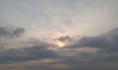 Fototapeta na wymiar Morning clouds sunray in the sky