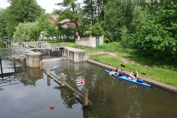 Obraz premium Kanuwanderung im Spreewald