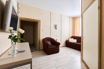 Cozy room with decor for daily rent