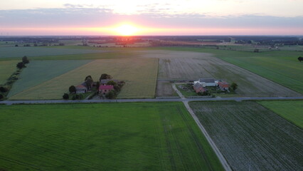 Krajobrazy wielkopolski o zachodzie słońca © Krzysztof
