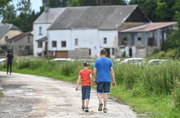 visite visiteur ferme agriculture environnement gens tourisme Wallonie Belgique parent enfant