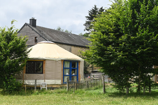 Belgique Wallonie Ardenne location sejour ferme yourte nature environnement