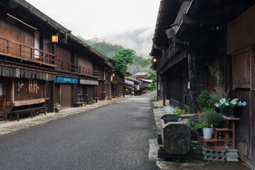 早朝の妻籠宿