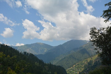 Obraz premium clouds over the mountains