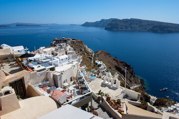 Fototapeta na wymiar Beautiful Oia town on Santorini island, Greece
