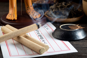 Background of moxibustion and Chinese herbal medicine