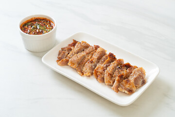 Grilled Pork Neck with Thai Spicy Sauce