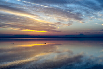 Sonnenuntergan an einem See 2