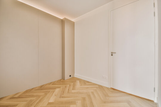 Spacious empty room