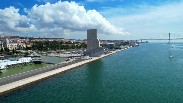 rRsing towards the discovery pattern in the riverside area of ​​belem,Lisbon,Portugal