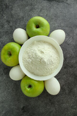 Apple pie and its ingredients