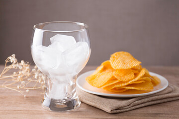 ice in drink and crisps