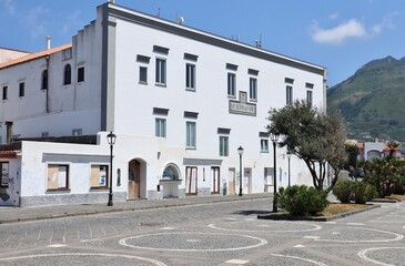 Fototapeta na wymiar Forio - Palazzo del Municipio in Via del Soccorso