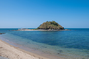 Fototapeta premium 沖津島（志賀海神社・沖津宮）