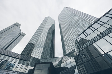 Naklejka na ściany i meble Skyscraper modern office building in the city