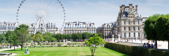 Fototapeta na wymiar Tuileries garden, Paris